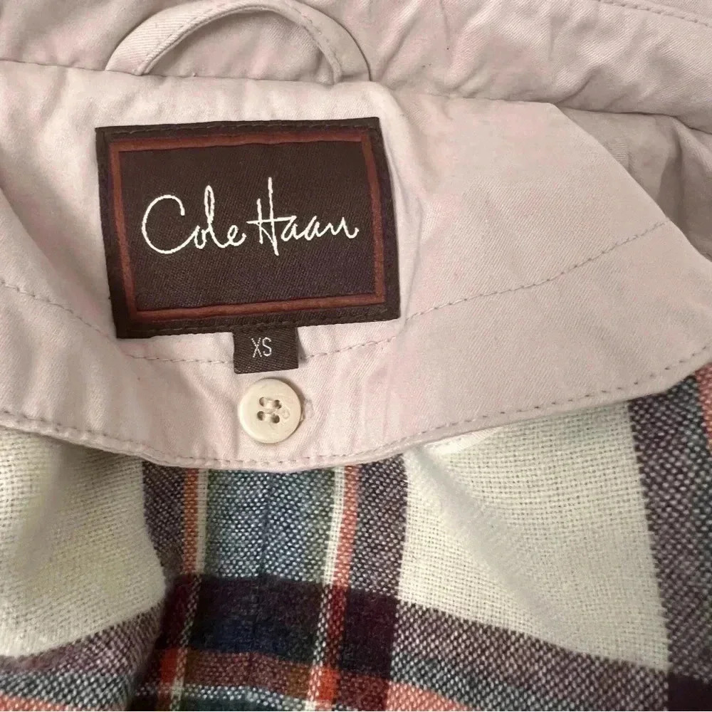 Cole Haan Women’s Beige/Tan Packable Hooded Rain Jacket - XS - Picture 8 of 15